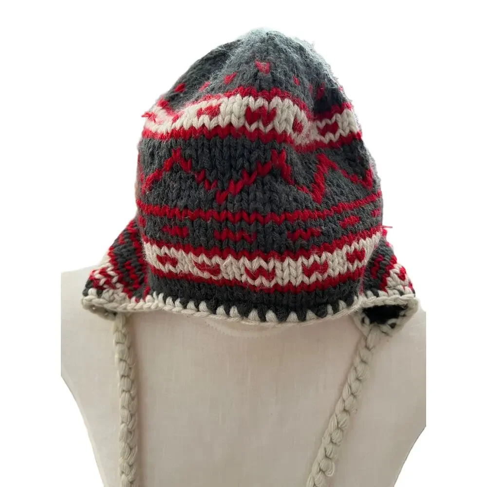 Woolrich soft knit winter hat Pom Pom detail